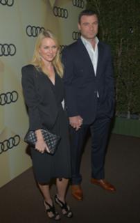 Naomi Watts feet photo thumbnail