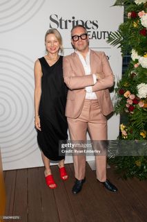 Naomi Watts feet photo thumbnail