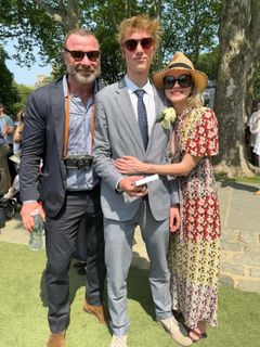 Naomi Watts feet photo thumbnail