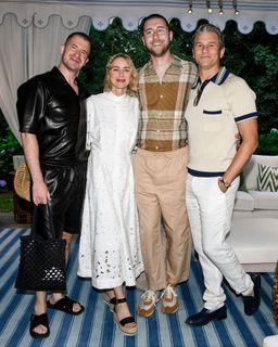 Naomi Watts feet photo thumbnail