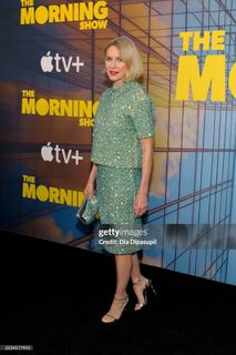 Naomi Watts feet photo thumbnail