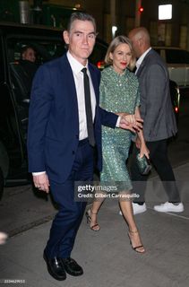 Naomi Watts feet photo thumbnail