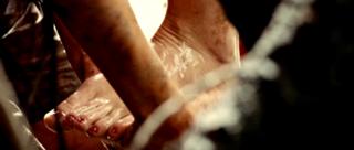 Naomi Watts feet photo thumbnail