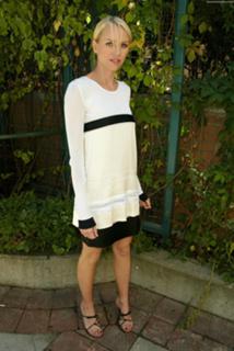 Naomi Watts feet photo thumbnail