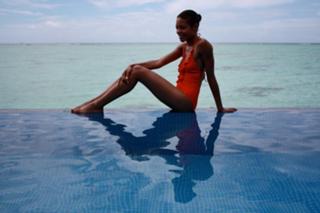 Naomie Harris feet photo thumbnail