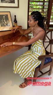 Naomie Harris feet photo thumbnail