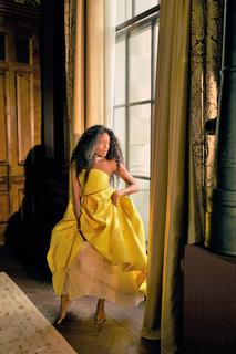 Naomie Harris feet photo thumbnail