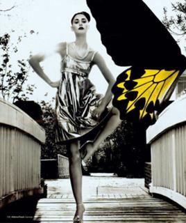 Nargis Fakhri feet photo thumbnail