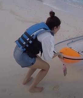 Narin Ammara feet photo thumbnail