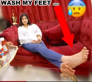 Narin Ammara feet photo thumbnail