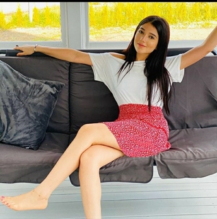 Narin Ammara feet photo thumbnail