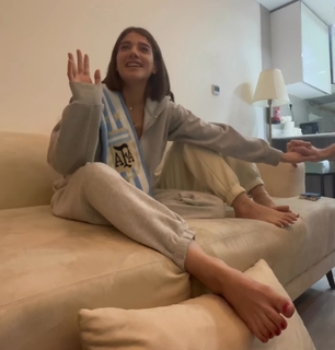 Narin Ammara feet photo thumbnail