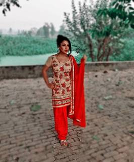 Narinder Kaur feet photo 17