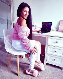 Narinder Kaur feet photo 3