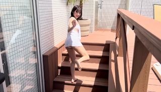 Nashiko Momotsuki feet photo 8