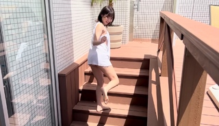 Nashiko Momotsuki feet photo 5