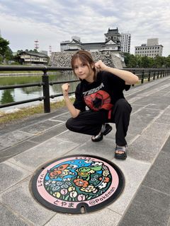 Nashiko Momotsuki feet photo 4