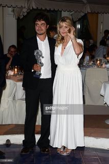 Nastassja Kinski feet photo thumbnail