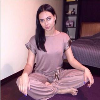 Nastasya Samburskaya feet photo thumbnail