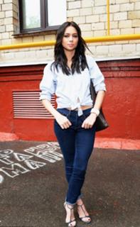 Nastasya Samburskaya feet photo thumbnail