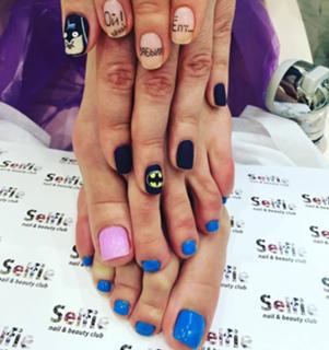 Nastasya Samburskaya feet photo thumbnail