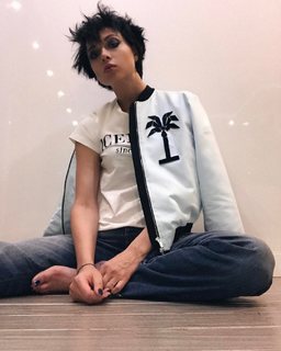 Nastasya Samburskaya feet photo thumbnail