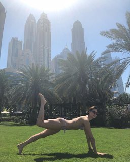 Nastasya Samburskaya feet photo thumbnail
