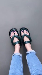 Nastasya Samburskaya feet photo thumbnail