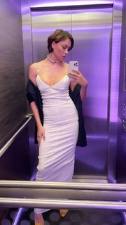 Nastasya Samburskaya feet photo thumbnail