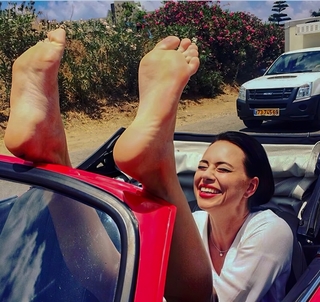 Nastasya Samburskaya feet photo thumbnail