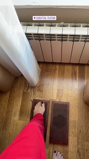 Nastasya Samburskaya feet photo thumbnail