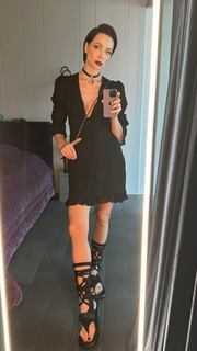 Nastasya Samburskaya feet photo thumbnail
