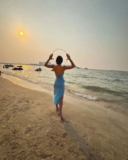 Nastasya Samburskaya feet photo thumbnail