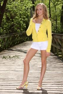 Nastia Liukin feet photo thumbnail