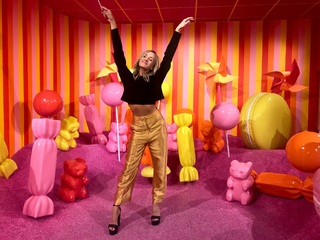 Nastia Liukin feet photo thumbnail
