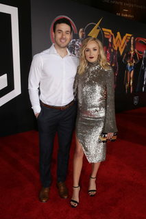 Nastia Liukin feet photo thumbnail