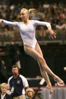 Nastia Liukin feet photo thumbnail