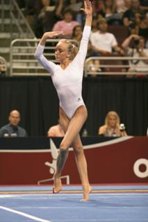 Nastia Liukin feet photo thumbnail