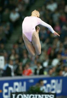 Nastia Liukin feet photo thumbnail