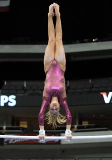 Nastia Liukin feet photo thumbnail