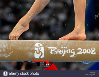Nastia Liukin feet photo thumbnail
