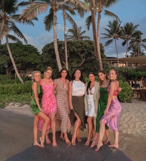 Nastia Liukin feet photo thumbnail