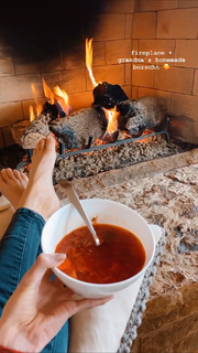 Nastia Liukin feet photo thumbnail
