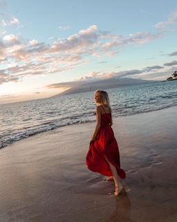 Nastia Liukin feet photo thumbnail