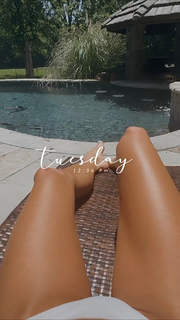 Nastia Liukin feet photo thumbnail