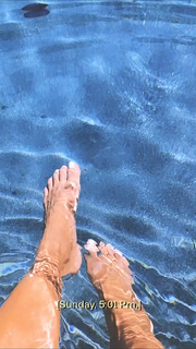 Nastia Liukin feet photo thumbnail