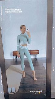 Nastia Liukin feet photo thumbnail
