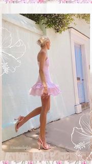 Nastia Liukin feet photo thumbnail
