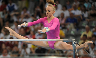 Nastia Liukin feet photo thumbnail
