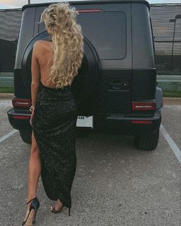 Nastia Liukin feet photo thumbnail